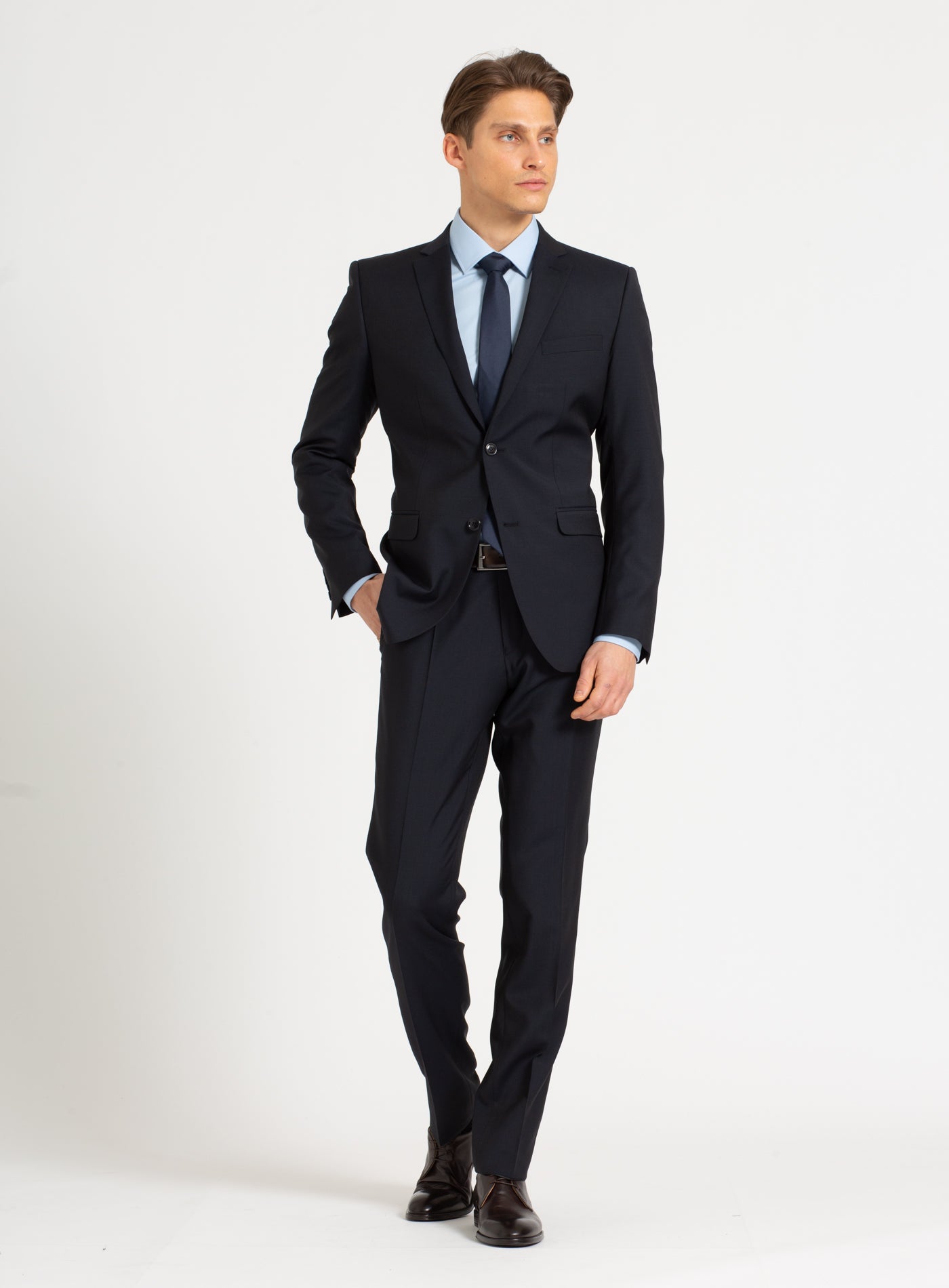 9A-10-021 ANDREAS
