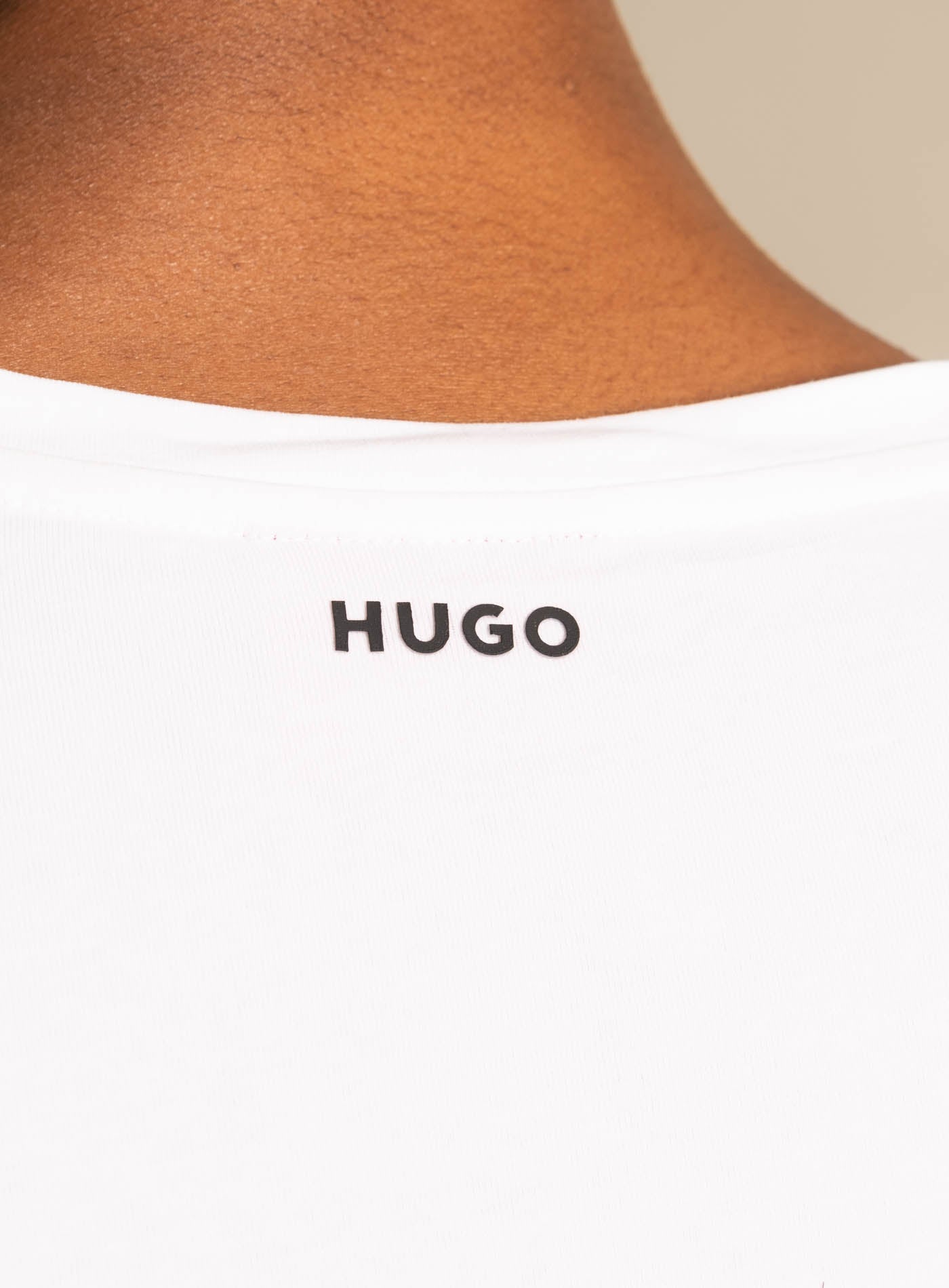 9-HUGO-R 5440
