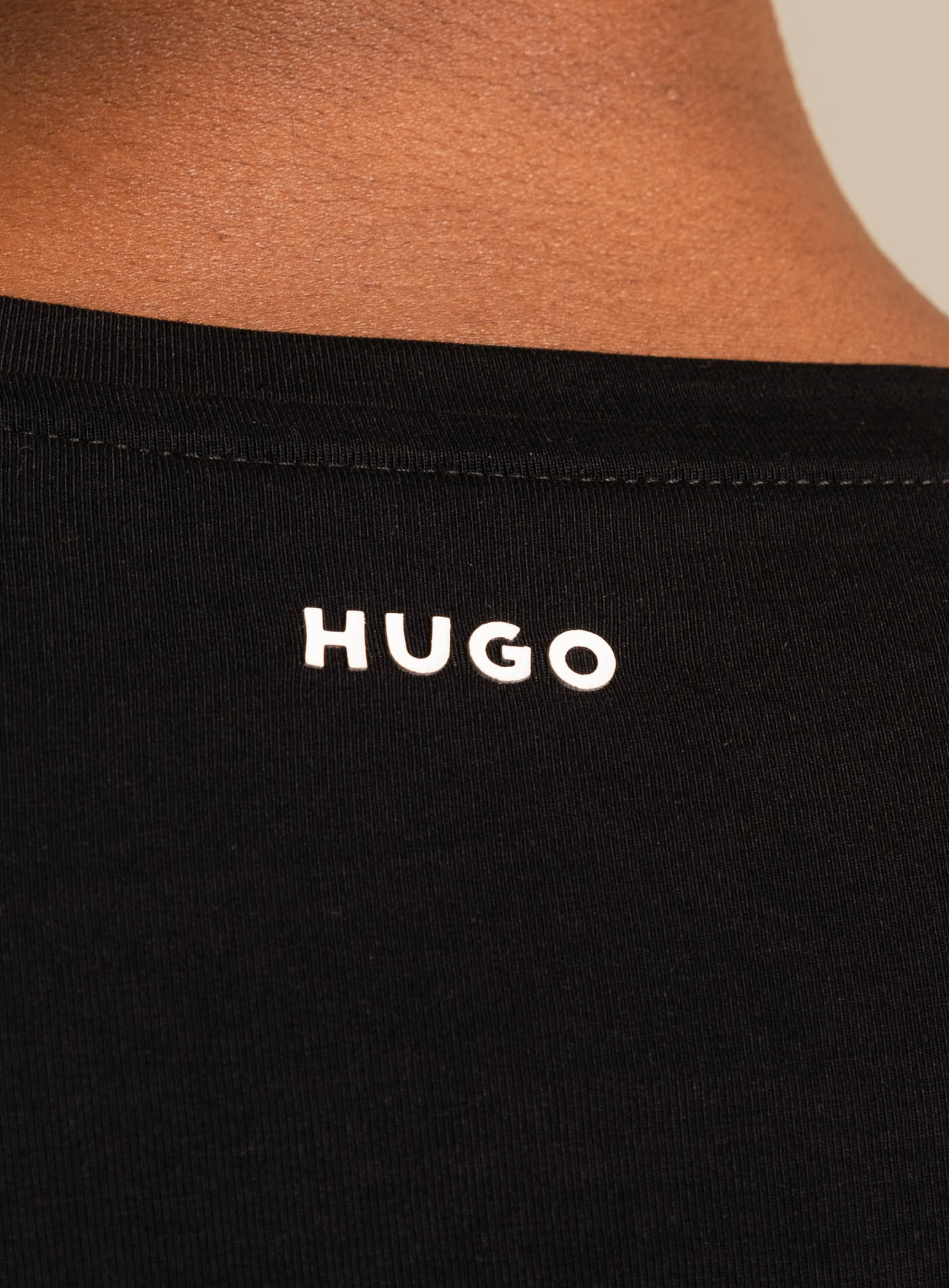 9-HUGO-R 5440