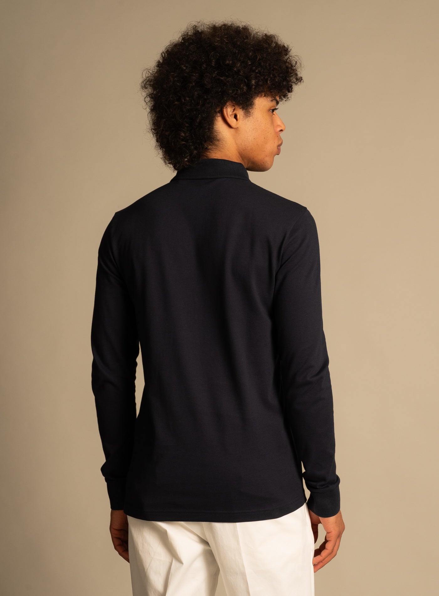 9-PASSERBY 7704