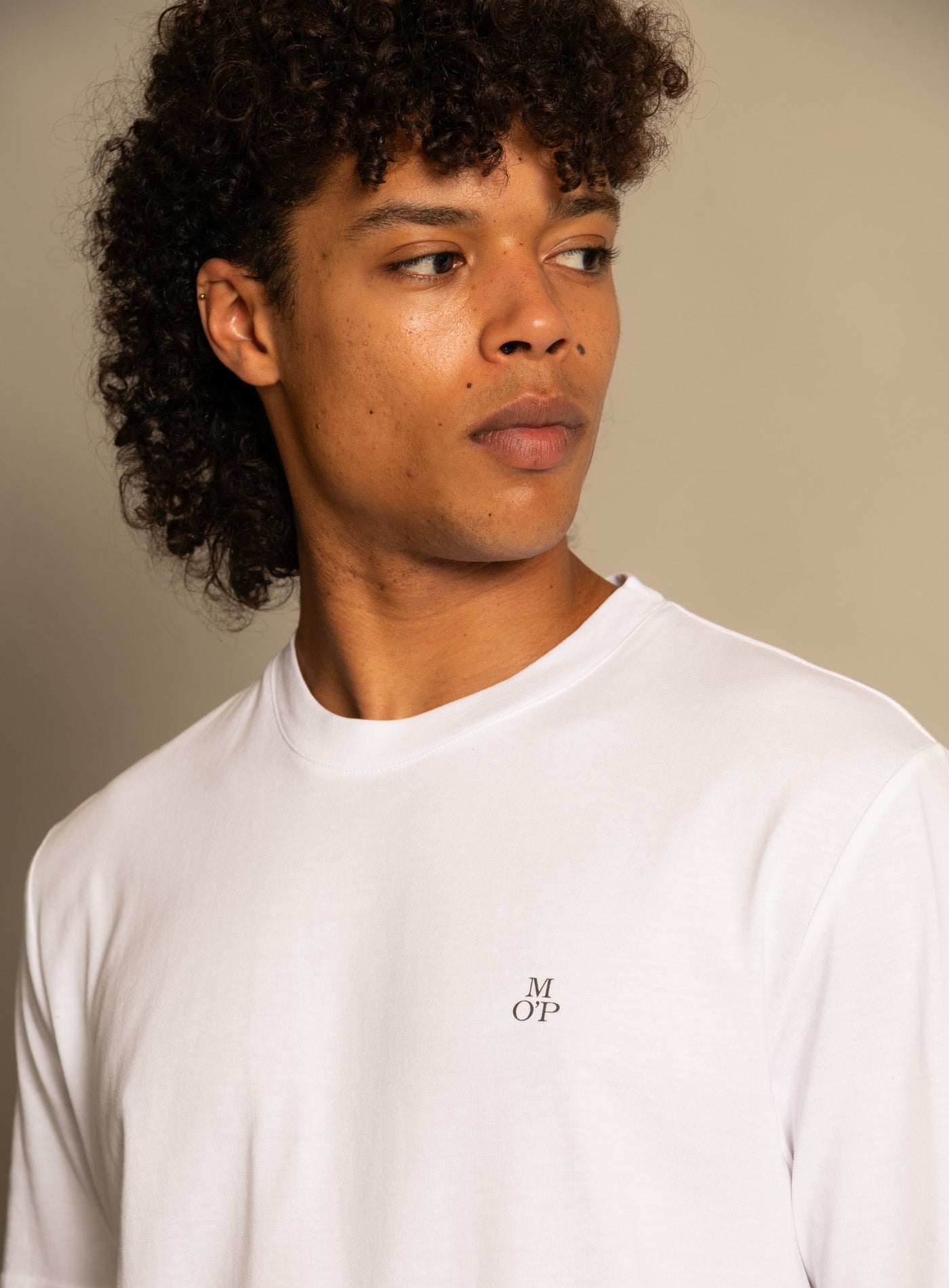 9-B21201251054 LOGO TEE