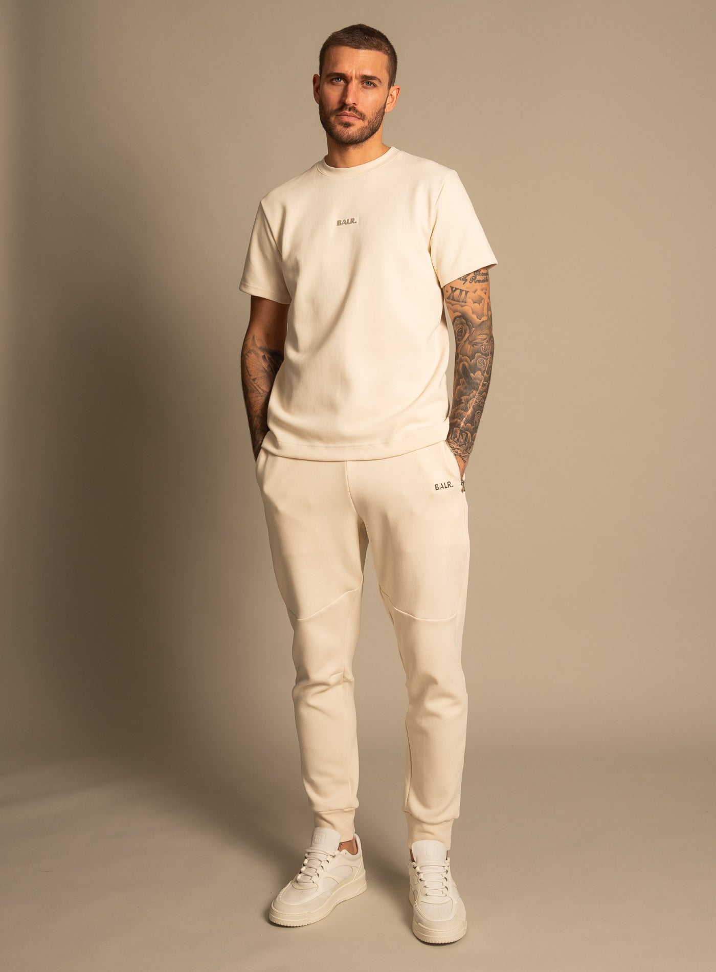 9-B1112.1224 Q-SERIES SWEAT TEE