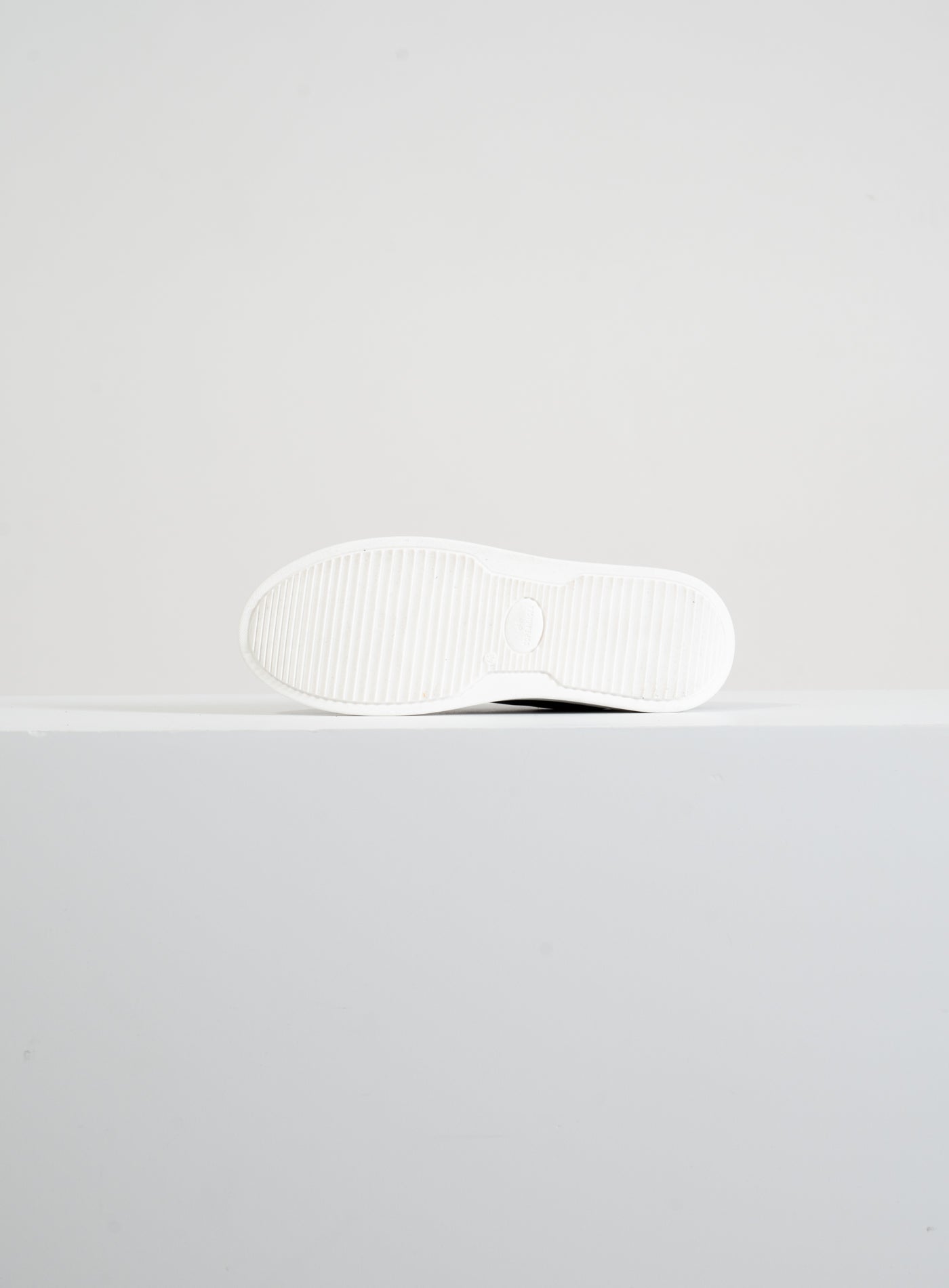9-CPH810M
