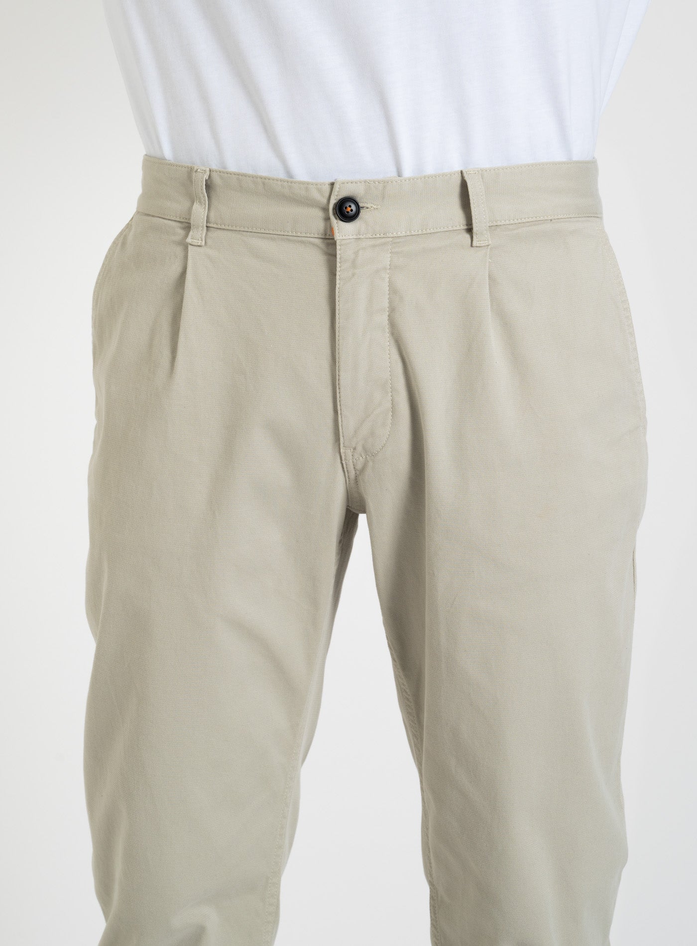 251-CHINO PLEATED 9308