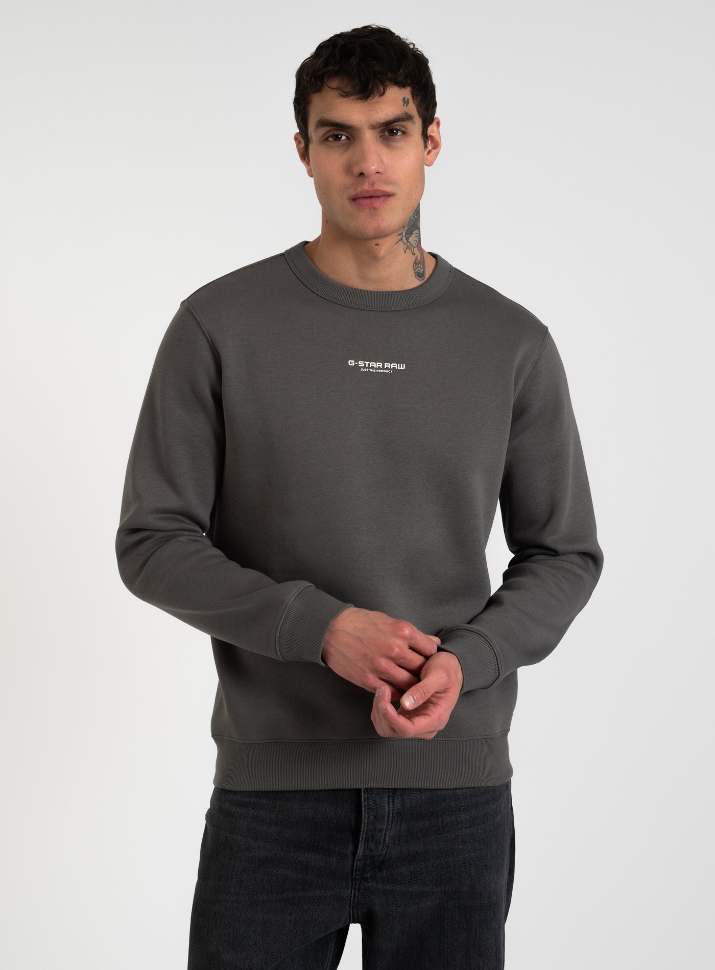 251-D24914-C235 CENTER CHEST LOGO
