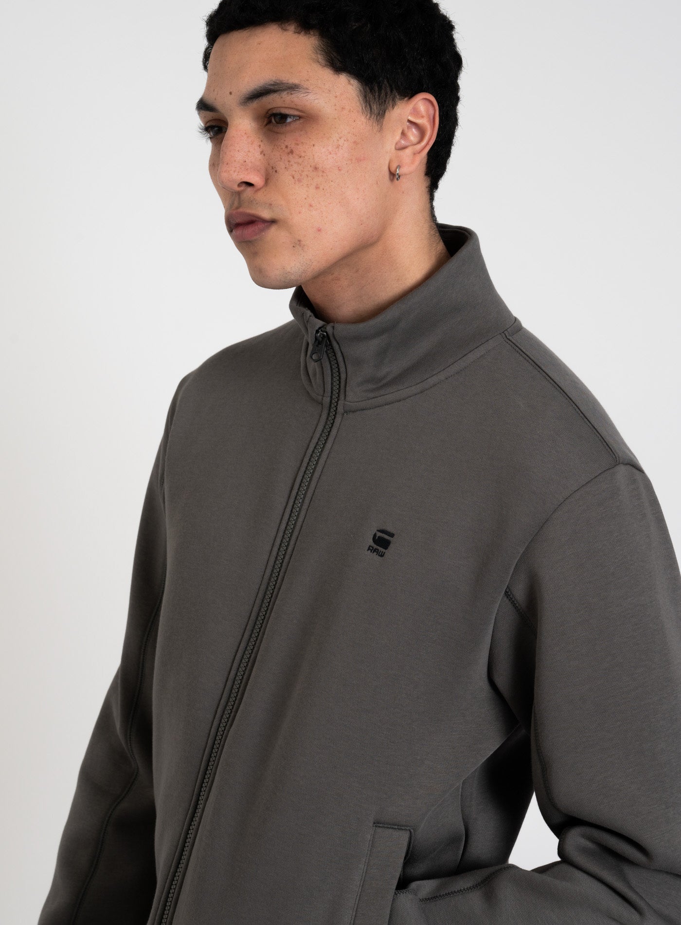 9-D24553-C235 TRACK JKT SW