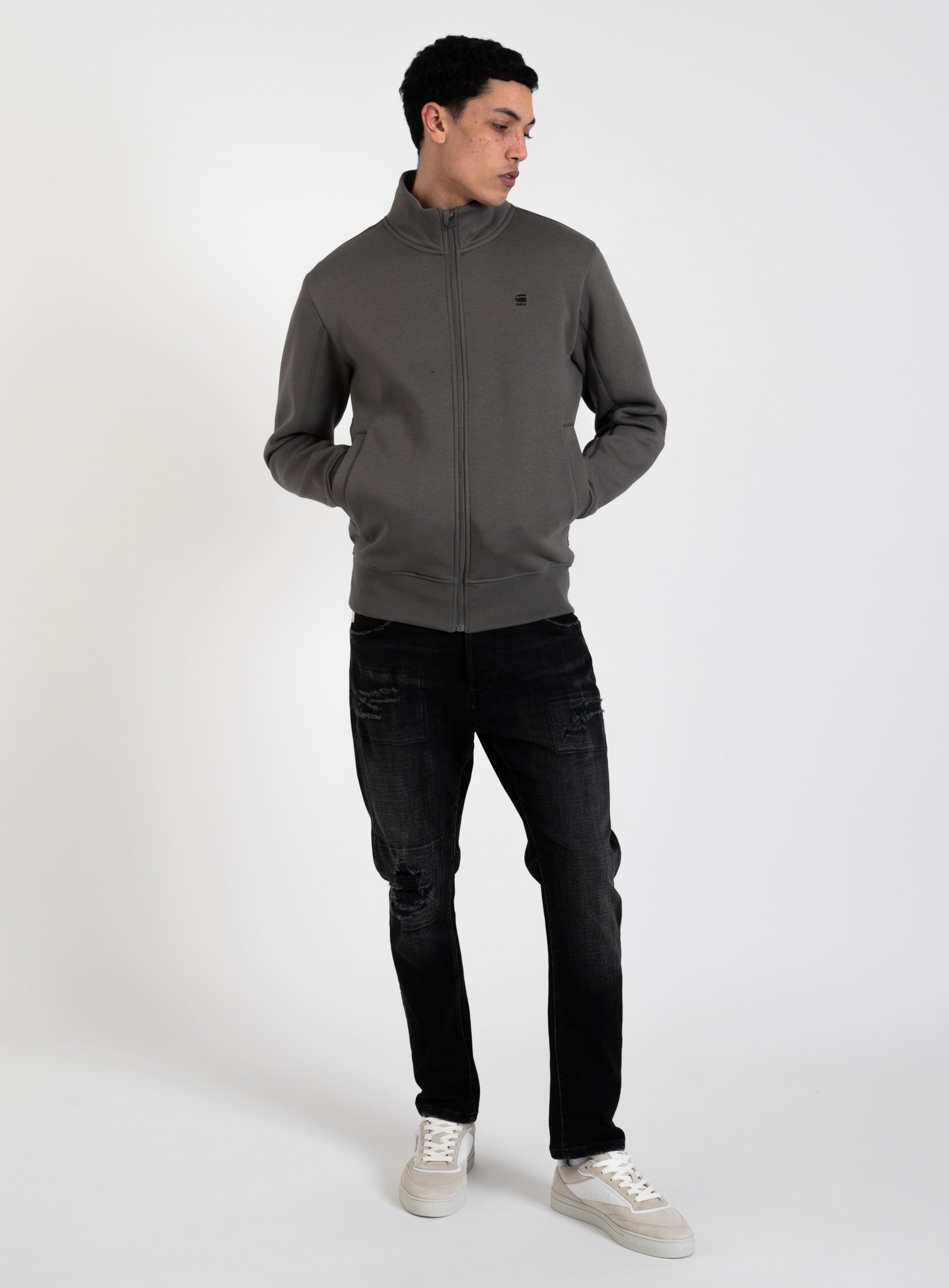 9-D24553-C235 TRACK JKT SW