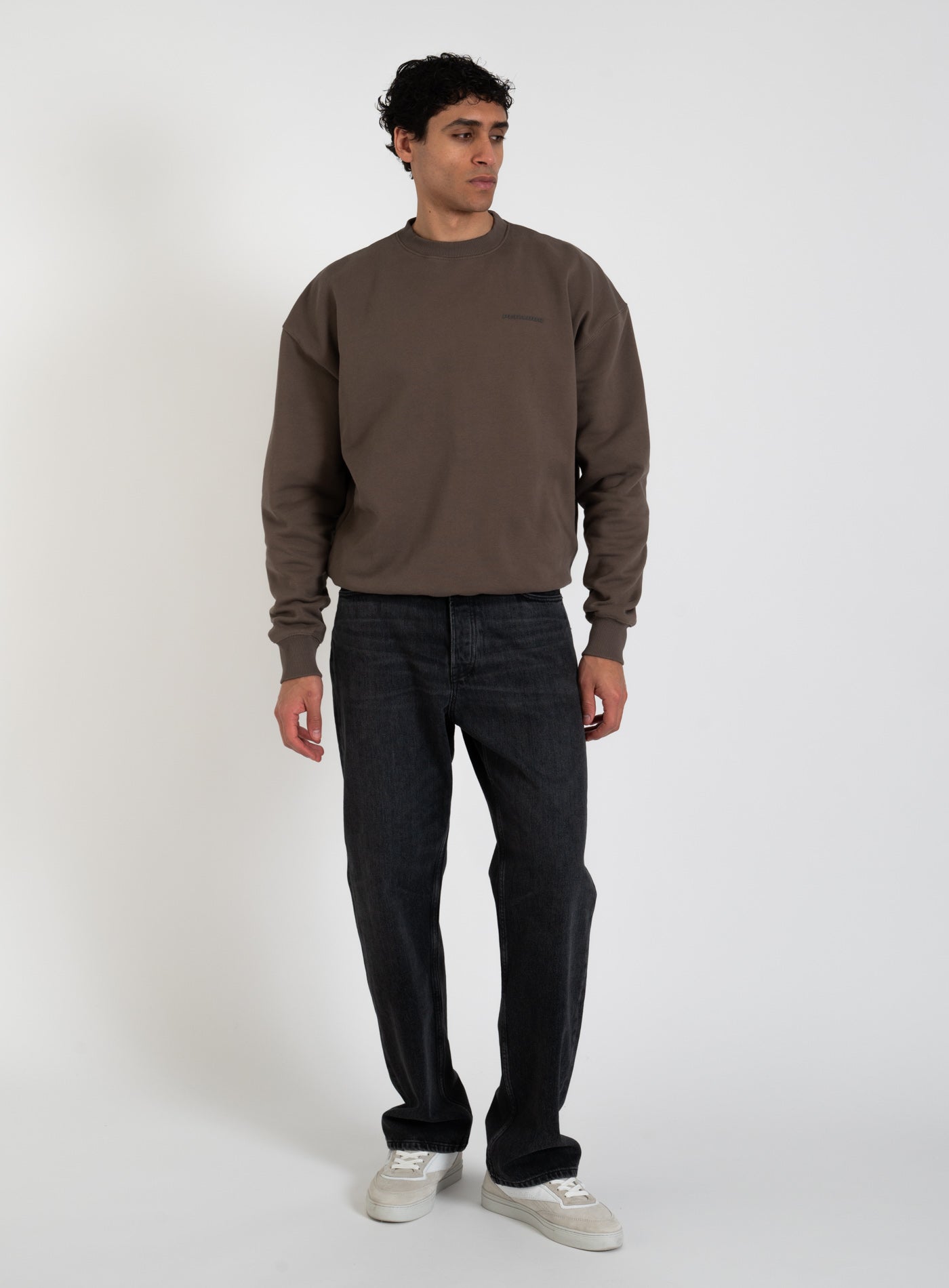 251-PGDR-1104 LOGO OS-SWEATER