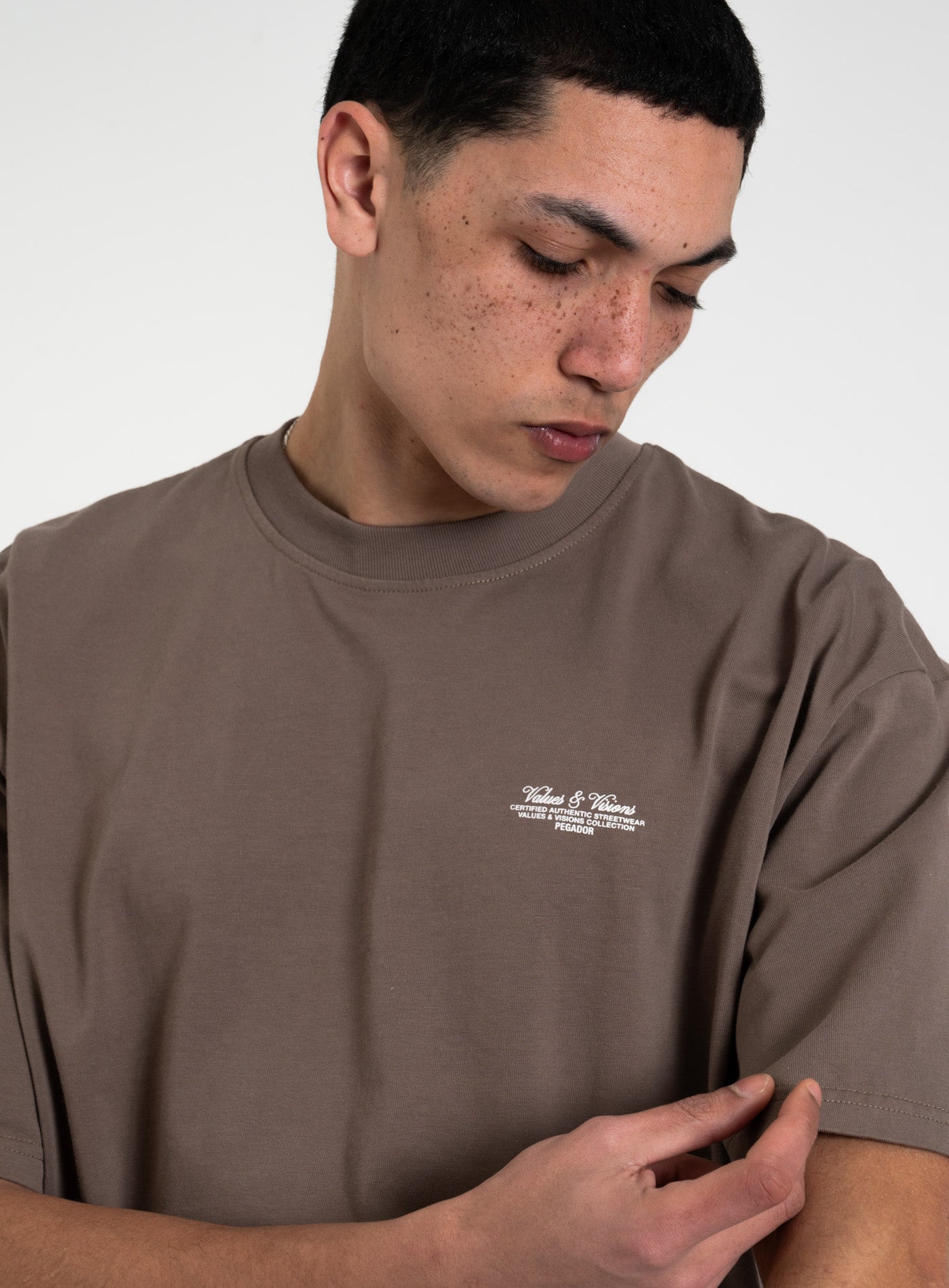 251-PGDR-4316 BRONSON OS TEE