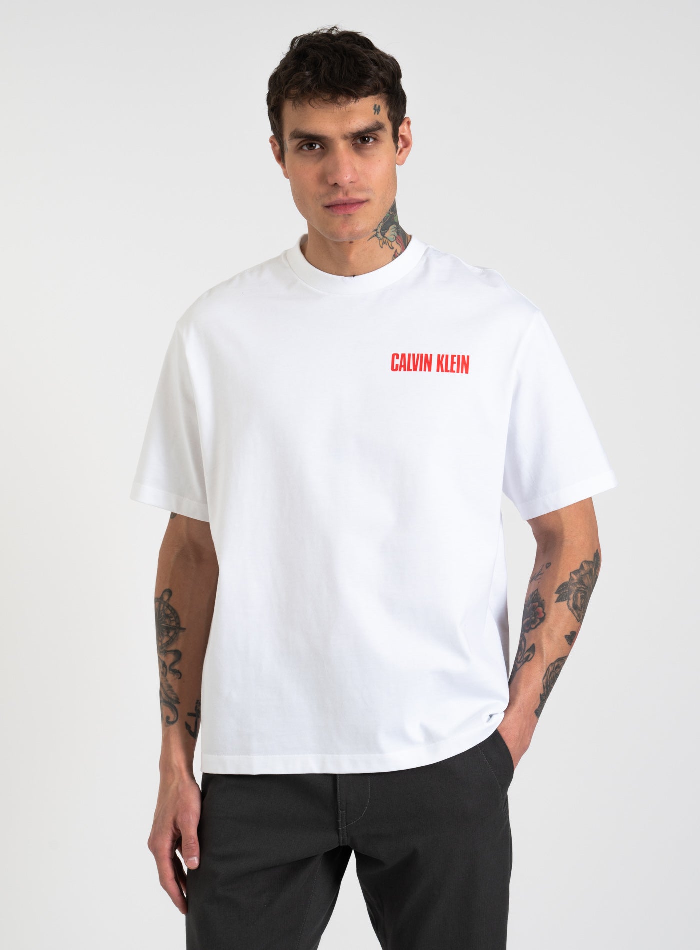 251-LV04RB851G SS 16S RLX VERT LOGO CN TEE