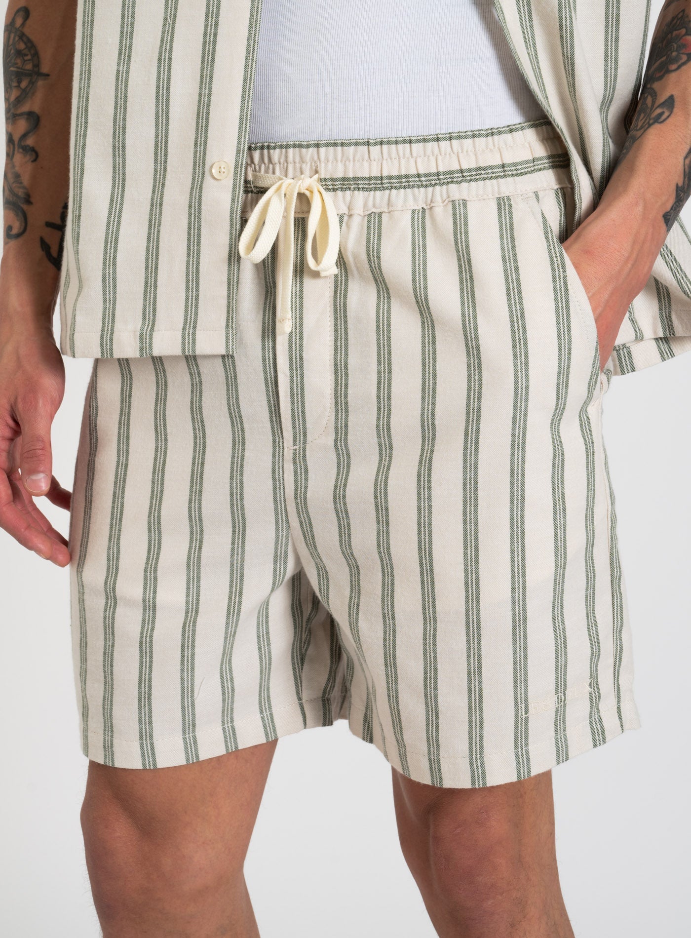 251-LAWSON STRIPE 100511044