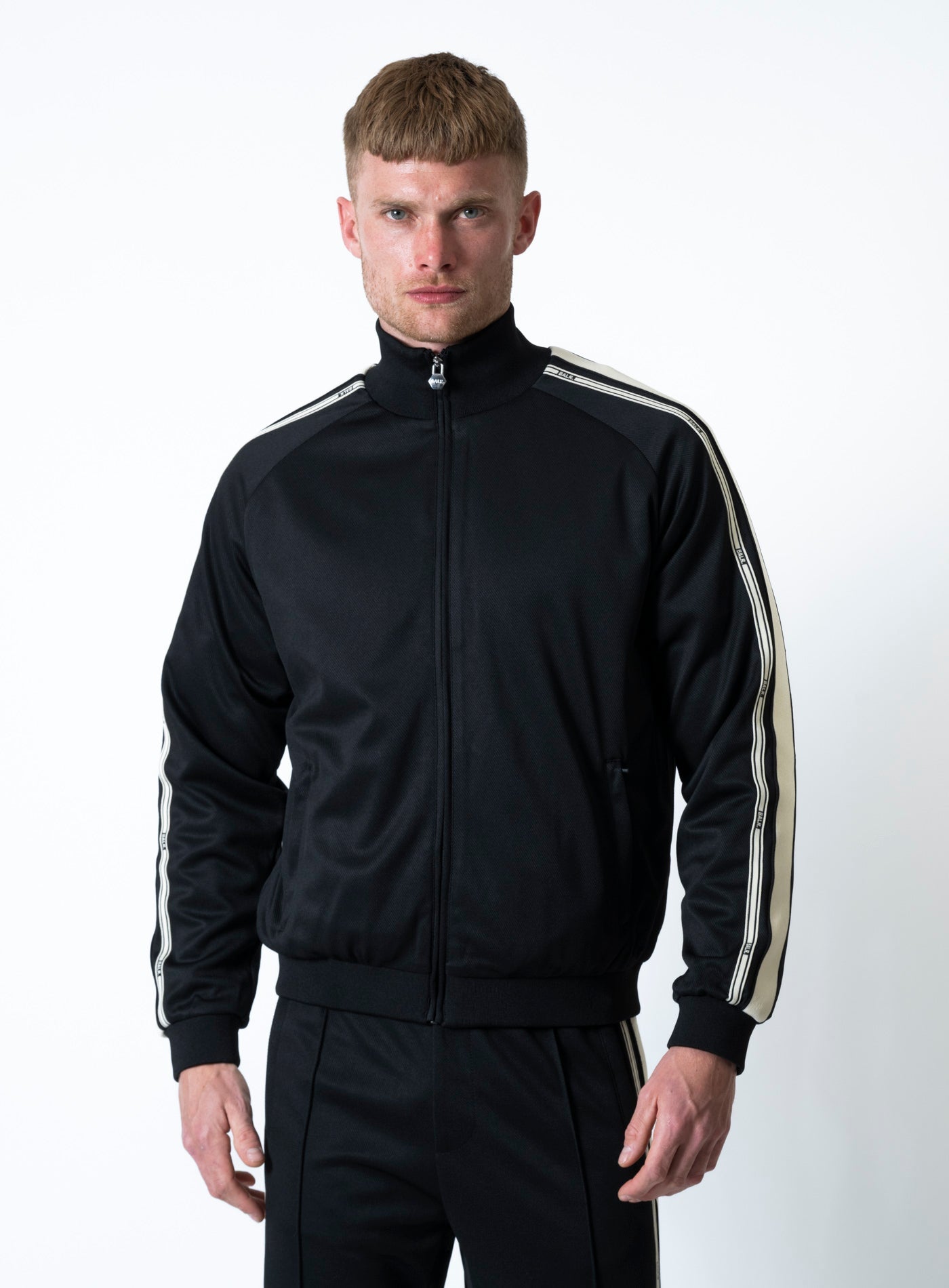 251-B1387.1025 TAPE TRACK JACKET