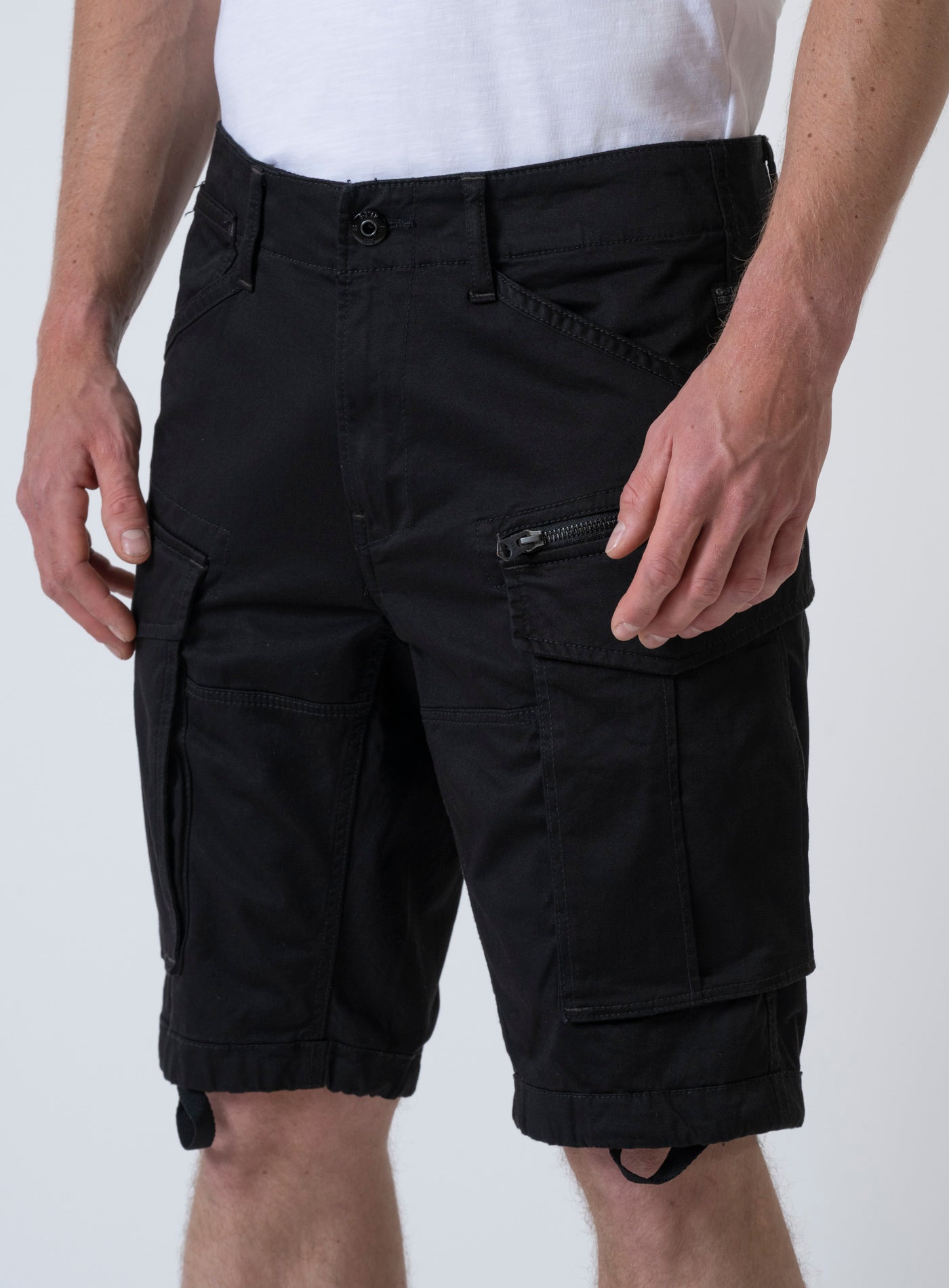 251-ROVIC ZIP SHORT D26214-5126