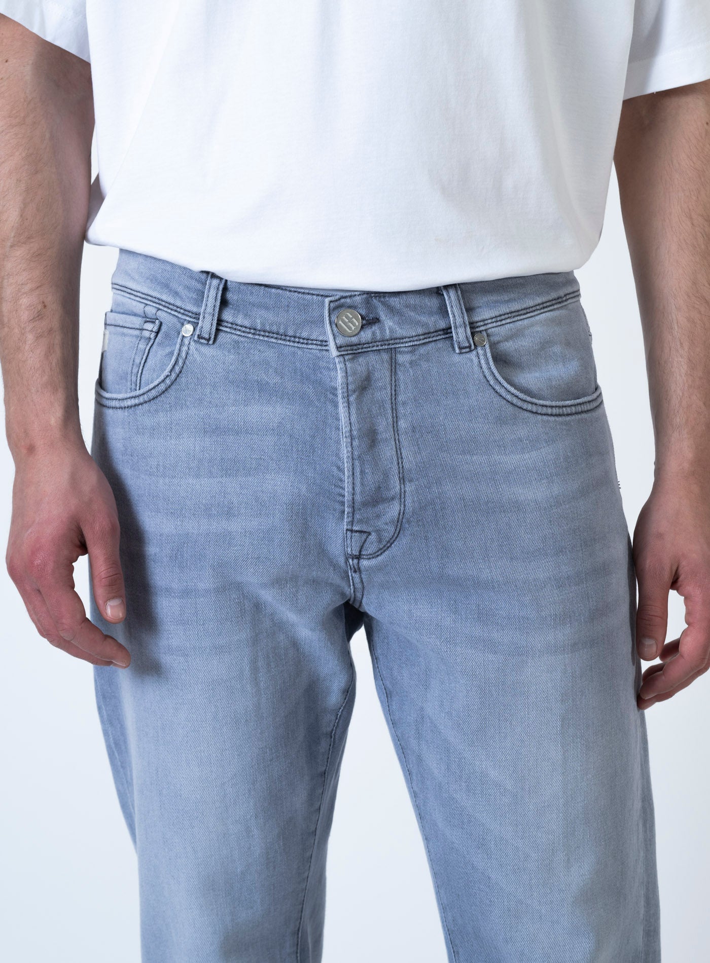 251-RHEINAU RELAXED CROPPED GGM10200