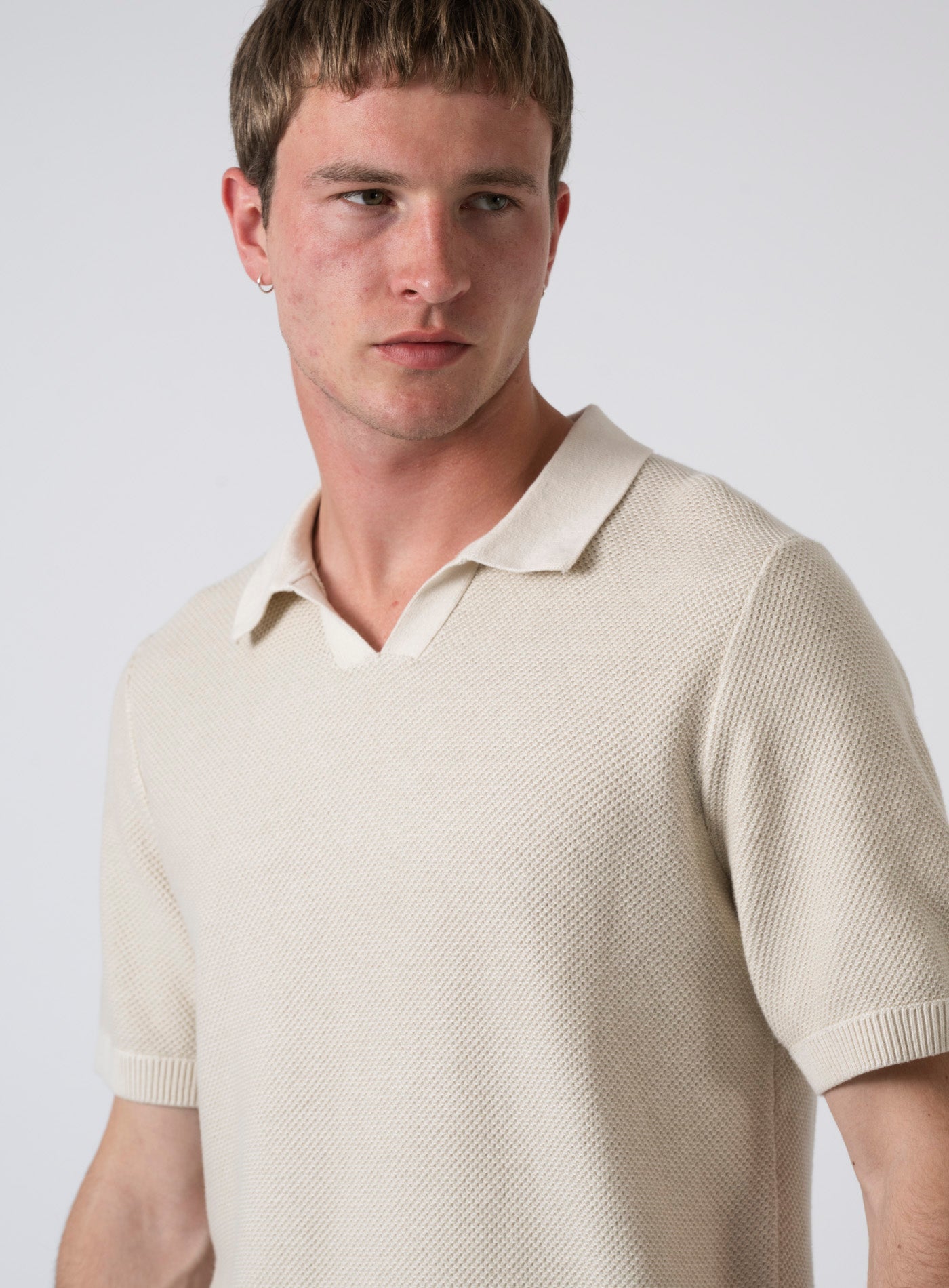 251-CCEASTON KNIT SPLIT NECK SS 12273012