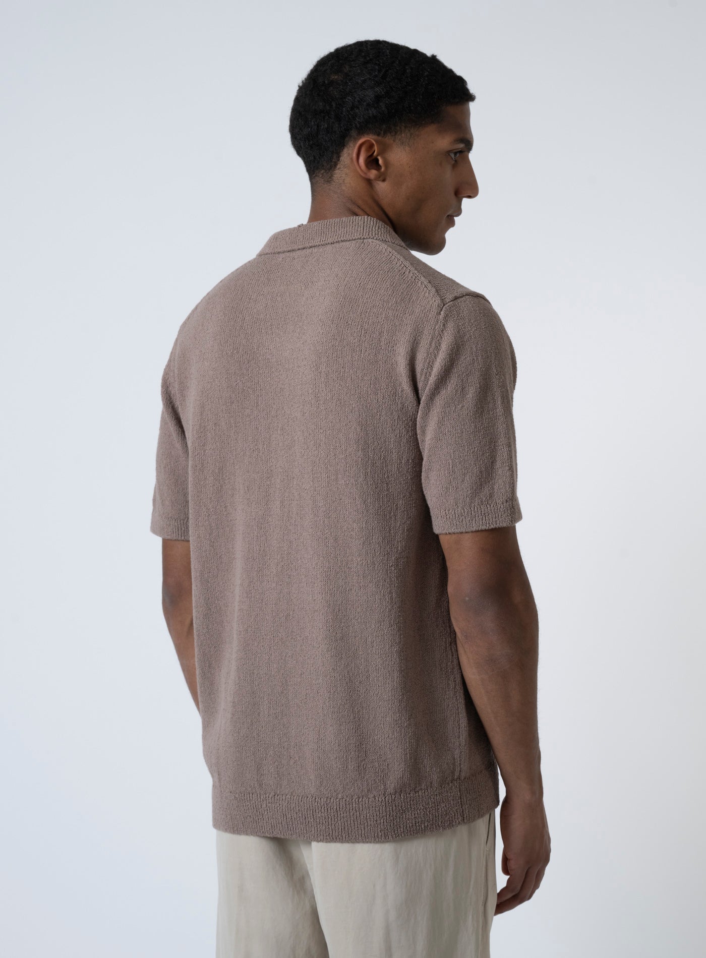 251-CCWILDER KNIT SPLIT NECK SN 12272274