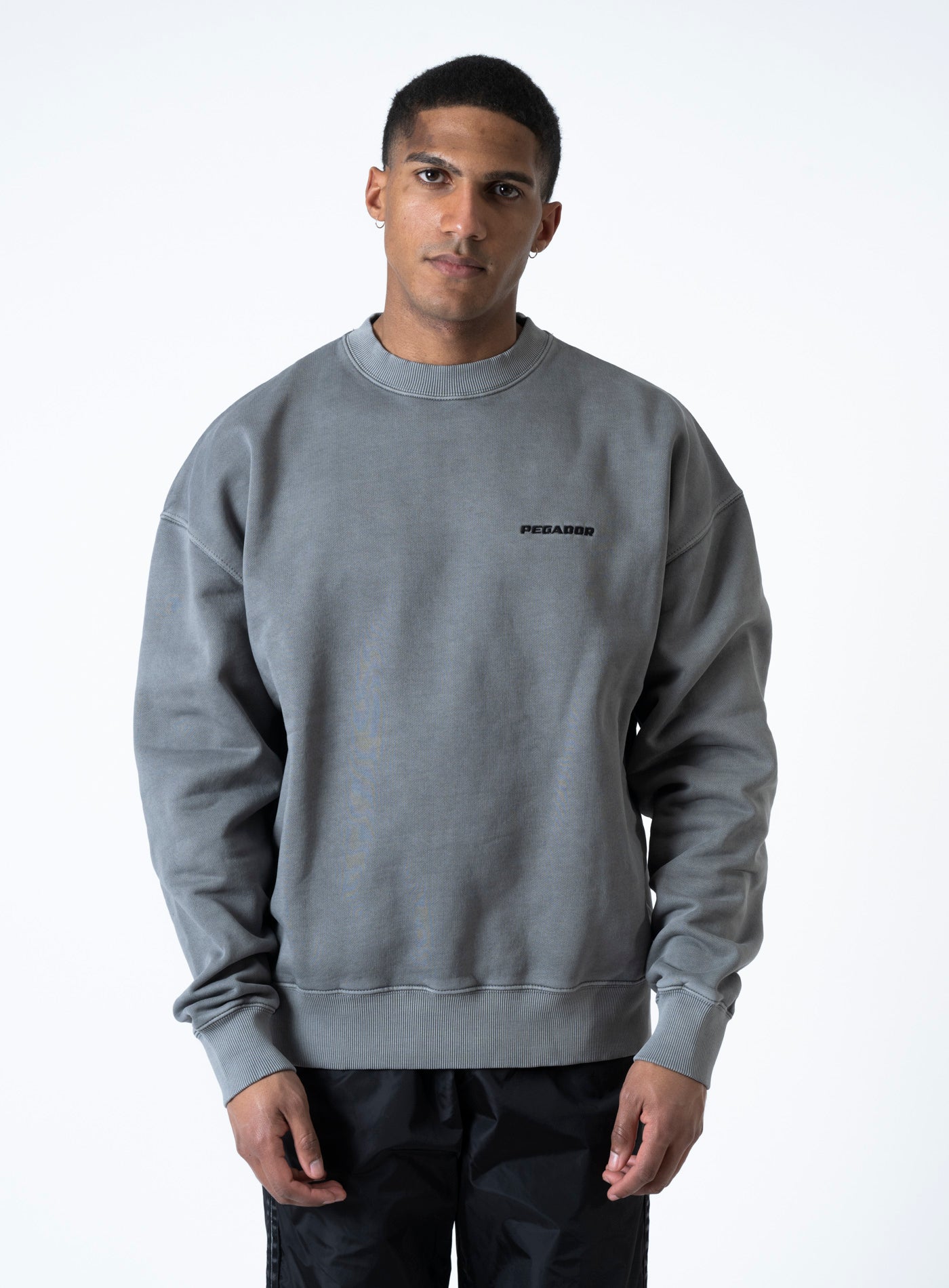 251-PGDR-1104 LOGO OS-SWEATER