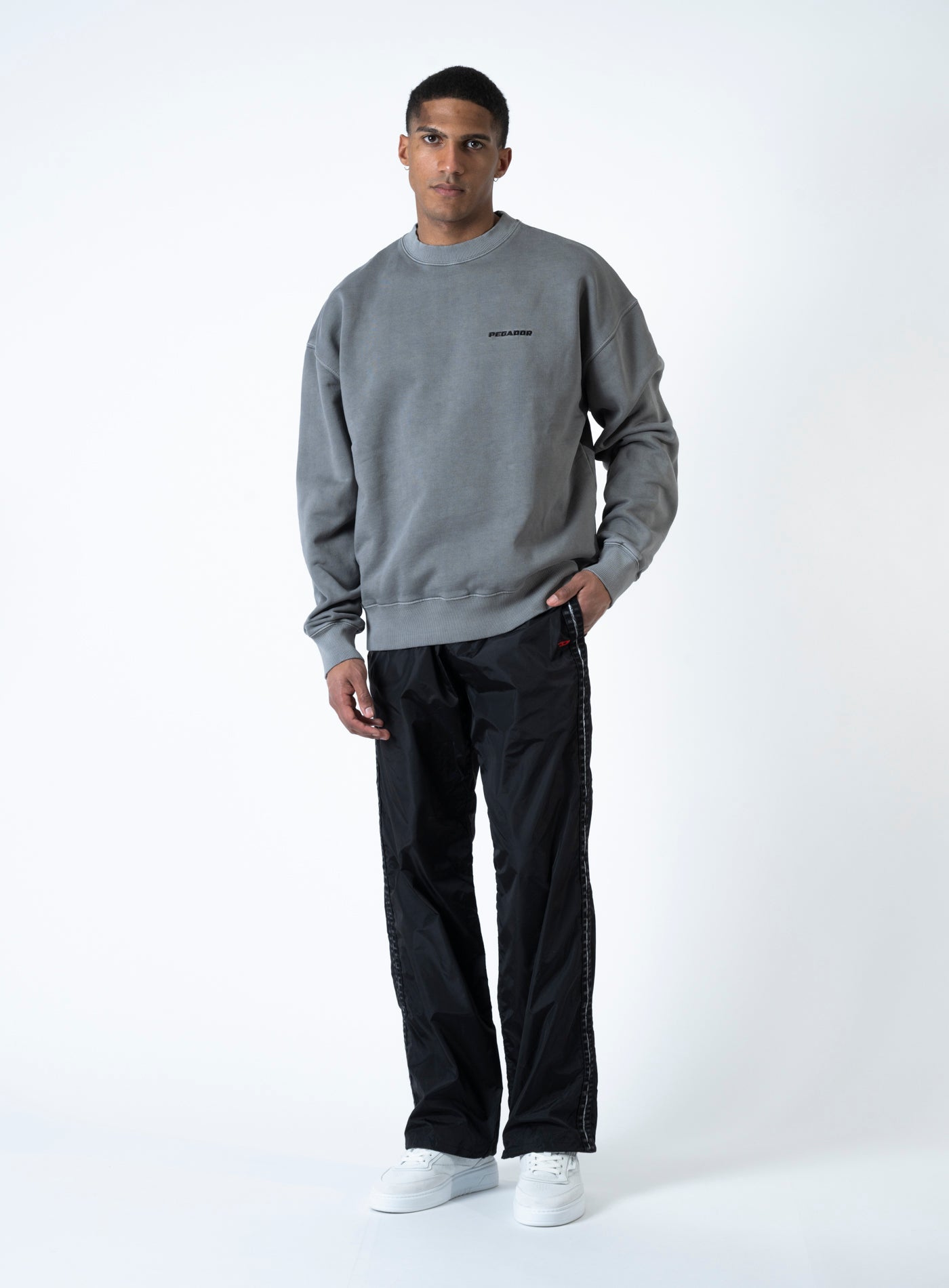 251-PGDR-1104 LOGO OS-SWEATER