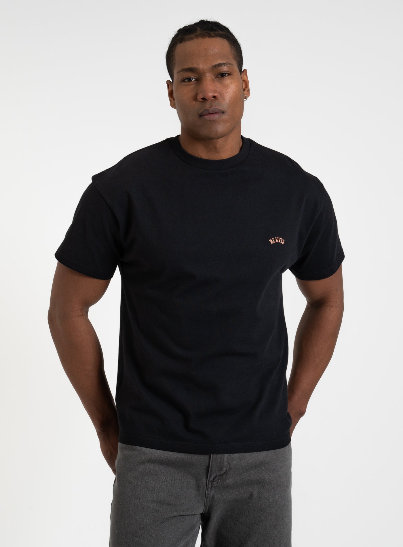 251-4251-2500 ART LOGO TEE
