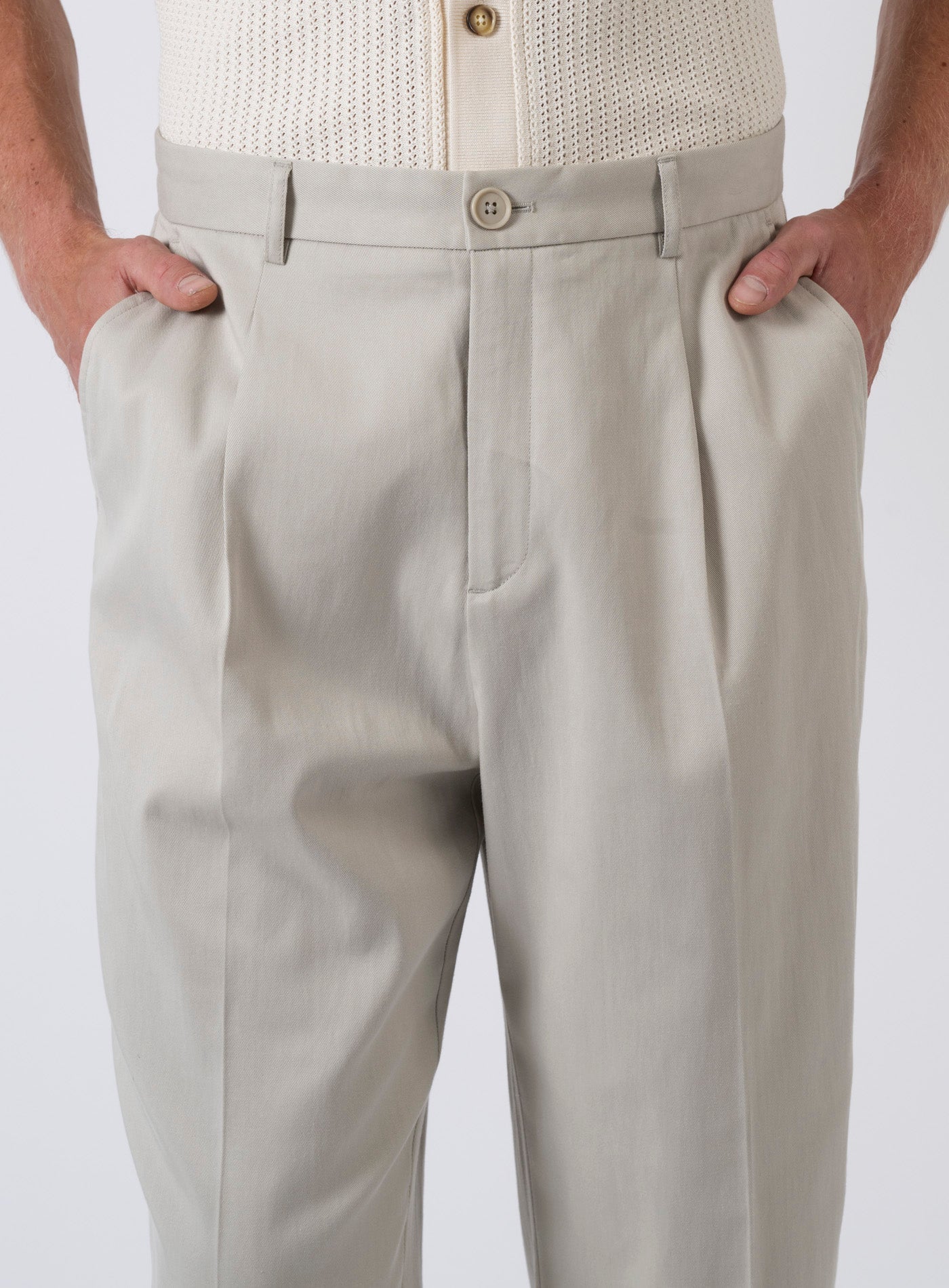 252-RANDALL PLEATED 1000062