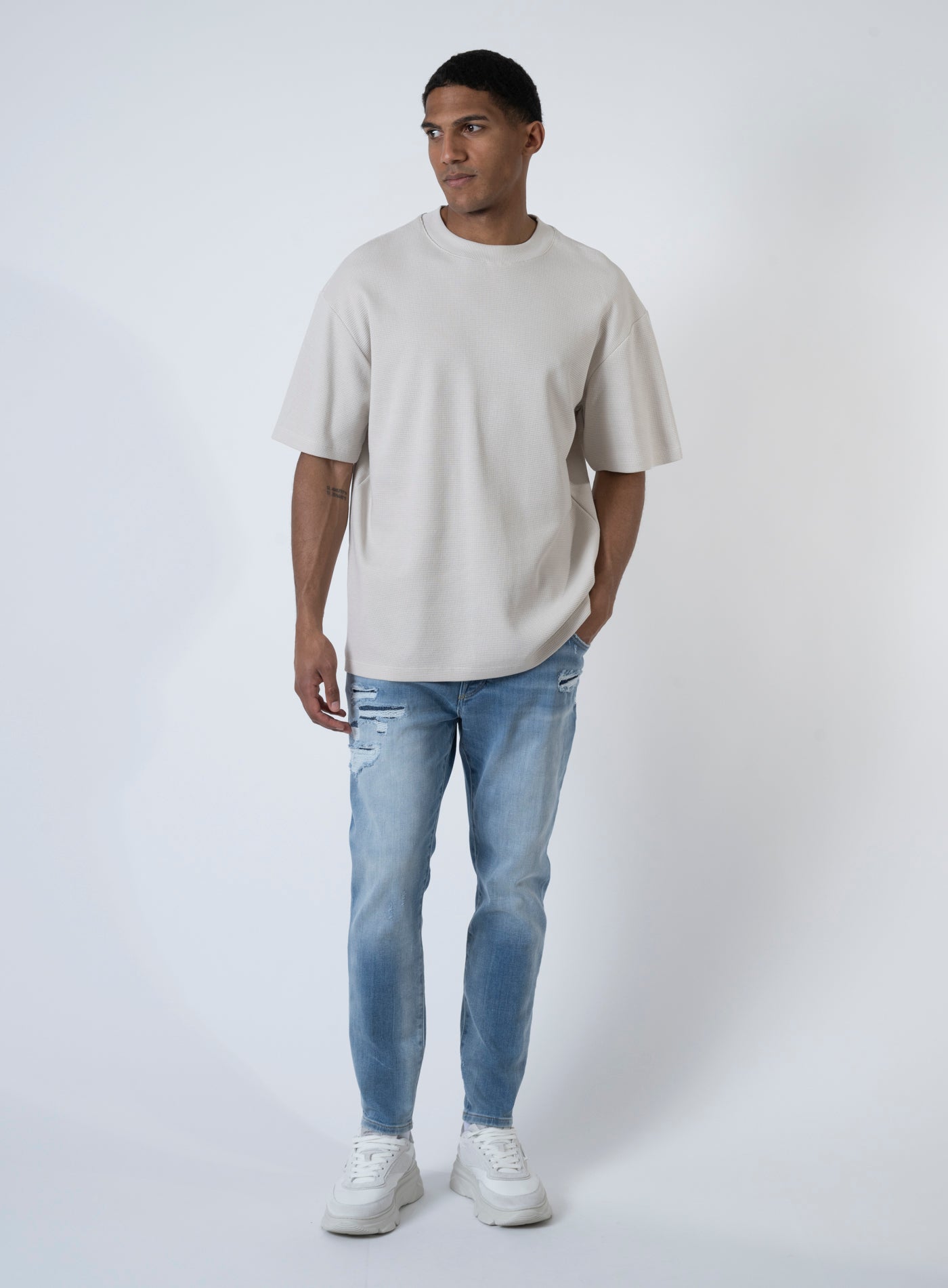 251-NECKERAU CROPPED GGM010100