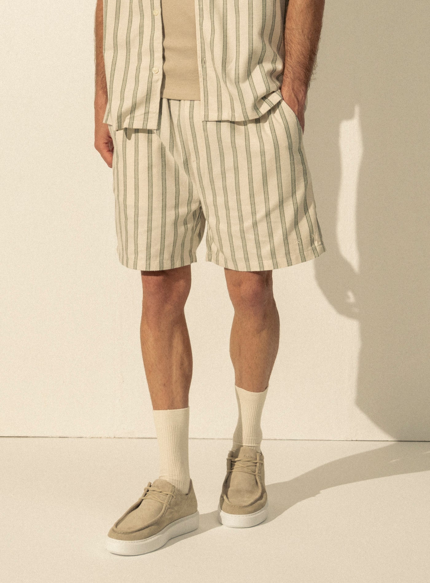 251-LAWSON STRIPE 100511044